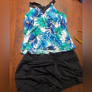 Jantzen Black and Blue Swimwear size 16